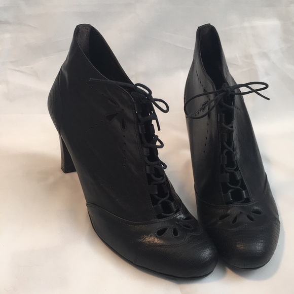Black leather lace up booties - Picture 3 of 6